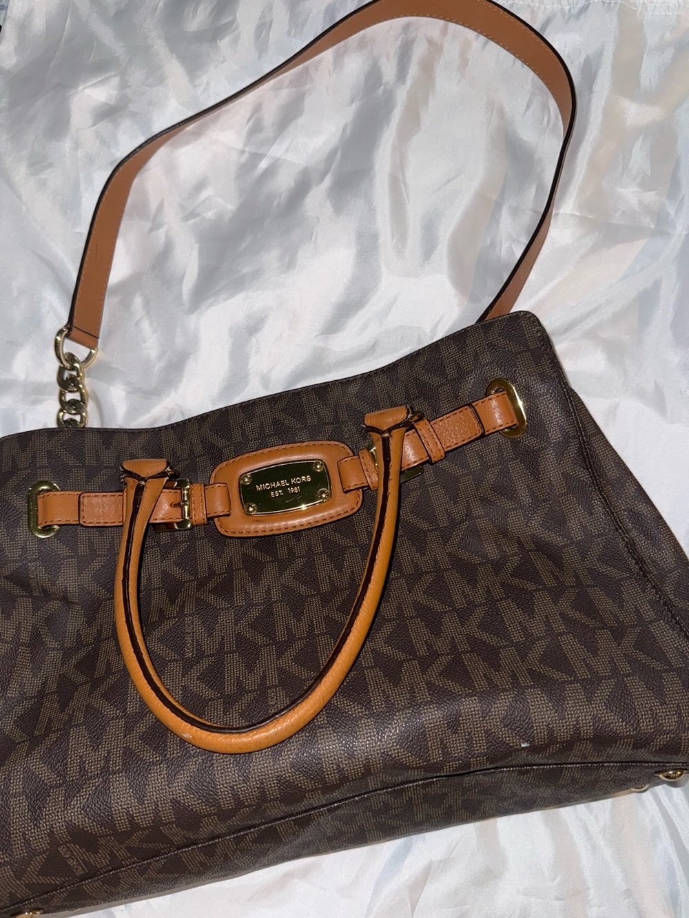 Michael Kors MK Monogram Hamilton satchel